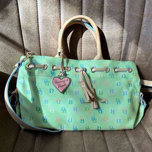 Vintage Dooney & Bourke - lime green logo bag (crossbody)